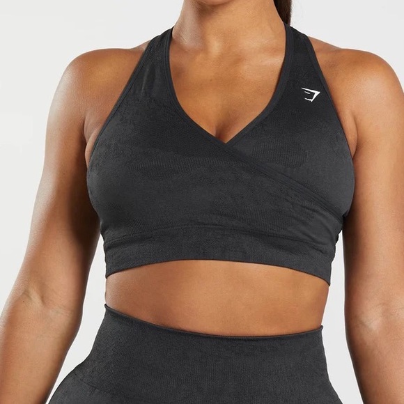 Gymshark ⚡️ | Adapt Camo Sports Bra - Picture 2 of 5